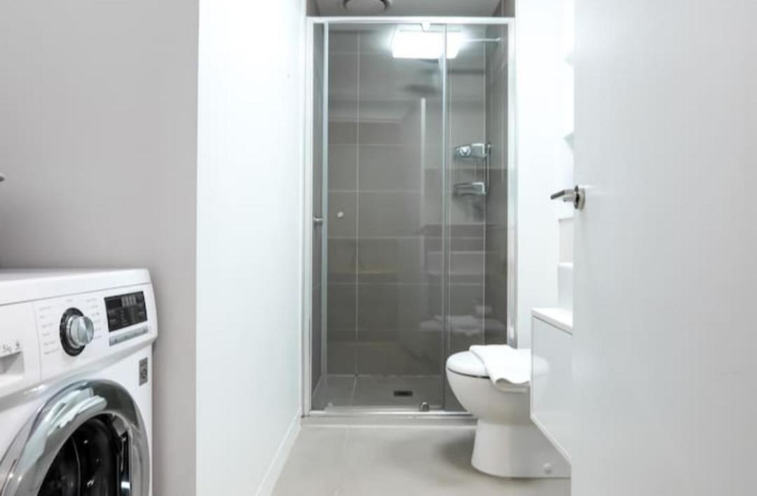 Easy Living One Bedder Gem Apartment Melbourne Exterior photo